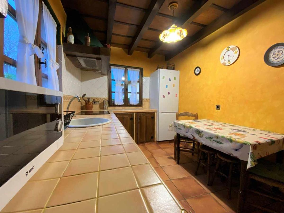 Vivienda Vacacional La Vara Les Arriondes Exterior foto
