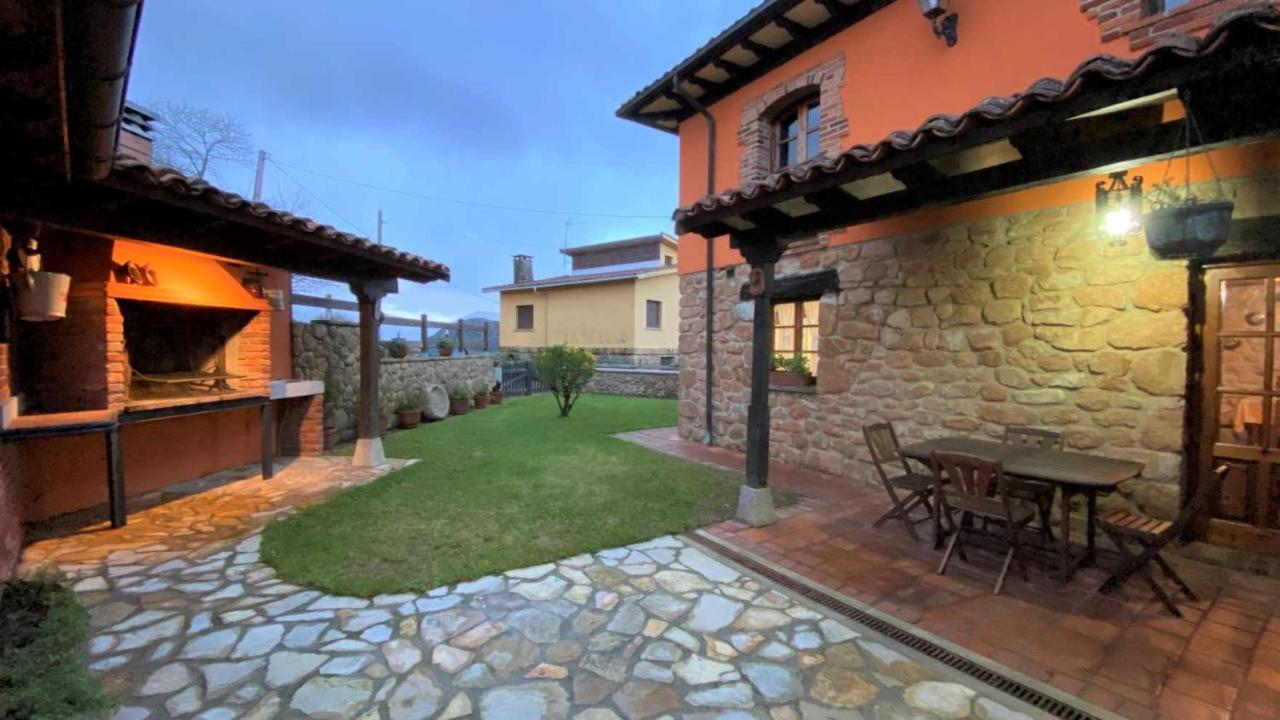 Vivienda Vacacional La Vara Les Arriondes Exterior foto