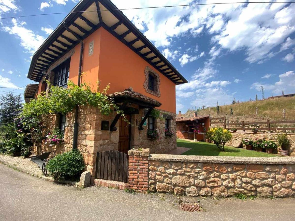 Vivienda Vacacional La Vara Les Arriondes Exterior foto